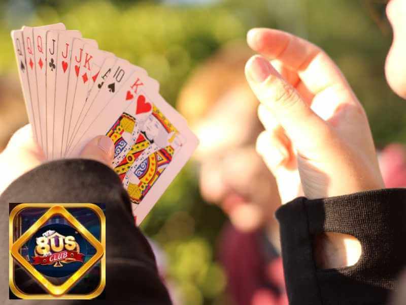 Nhận biết gian lận game bài để bảo vệ quyền lợi tại 8us
